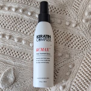 KCMAX Daily Treatment Spray - Black and White